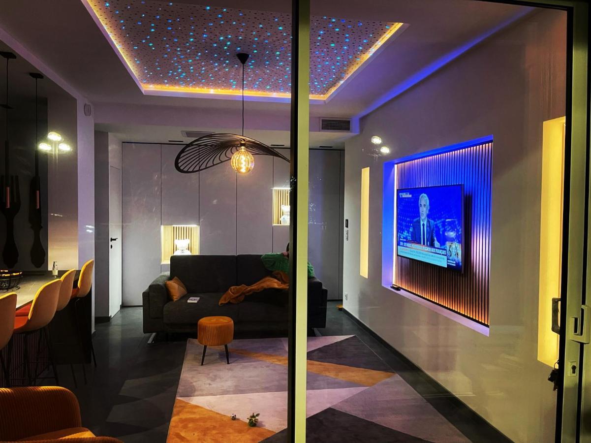 Luxury Garden Jacuzzi Promenade Apartment นีซ ภายนอก รูปภาพ