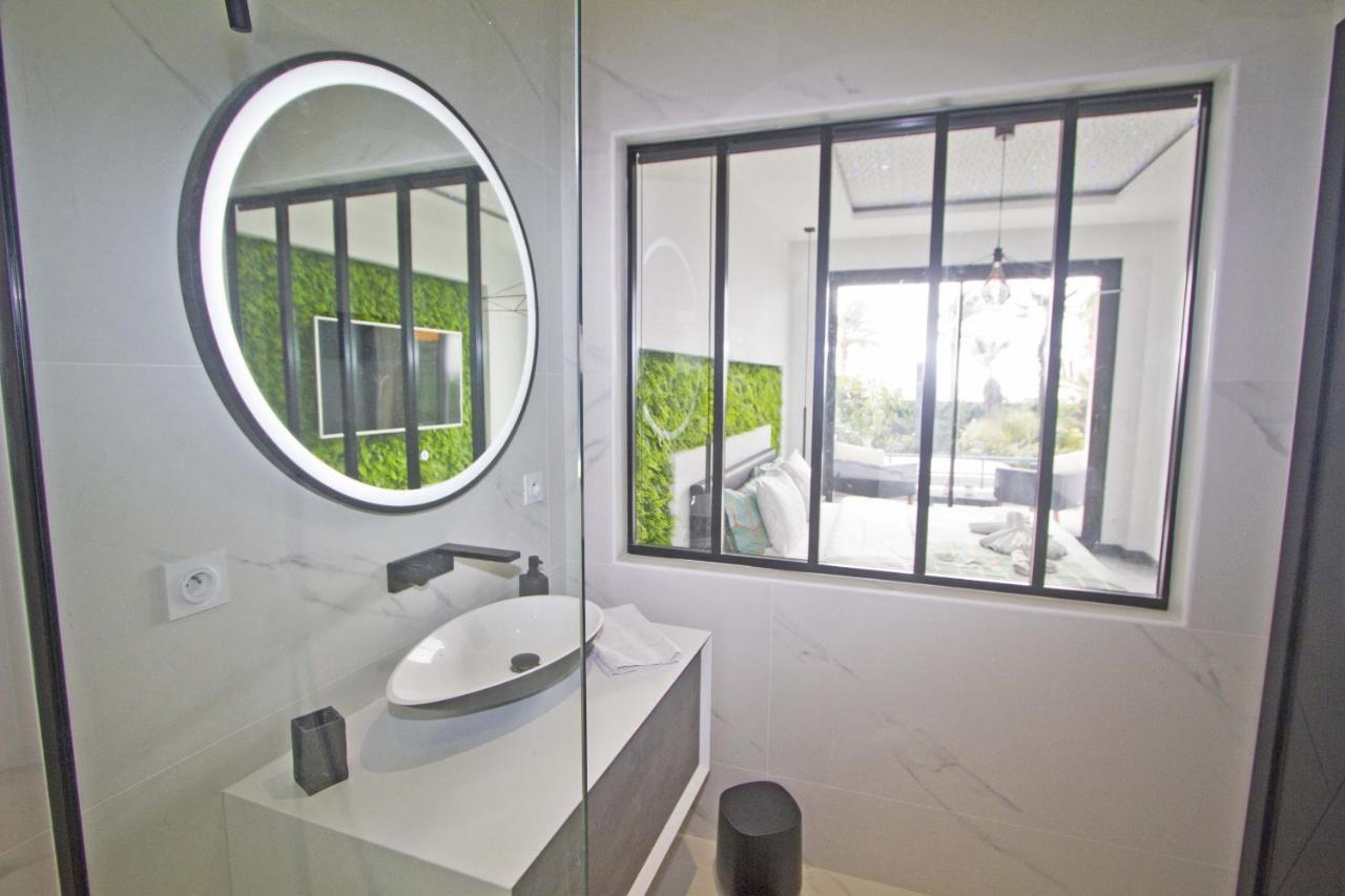 Luxury Garden Jacuzzi Promenade Apartment นีซ ภายนอก รูปภาพ